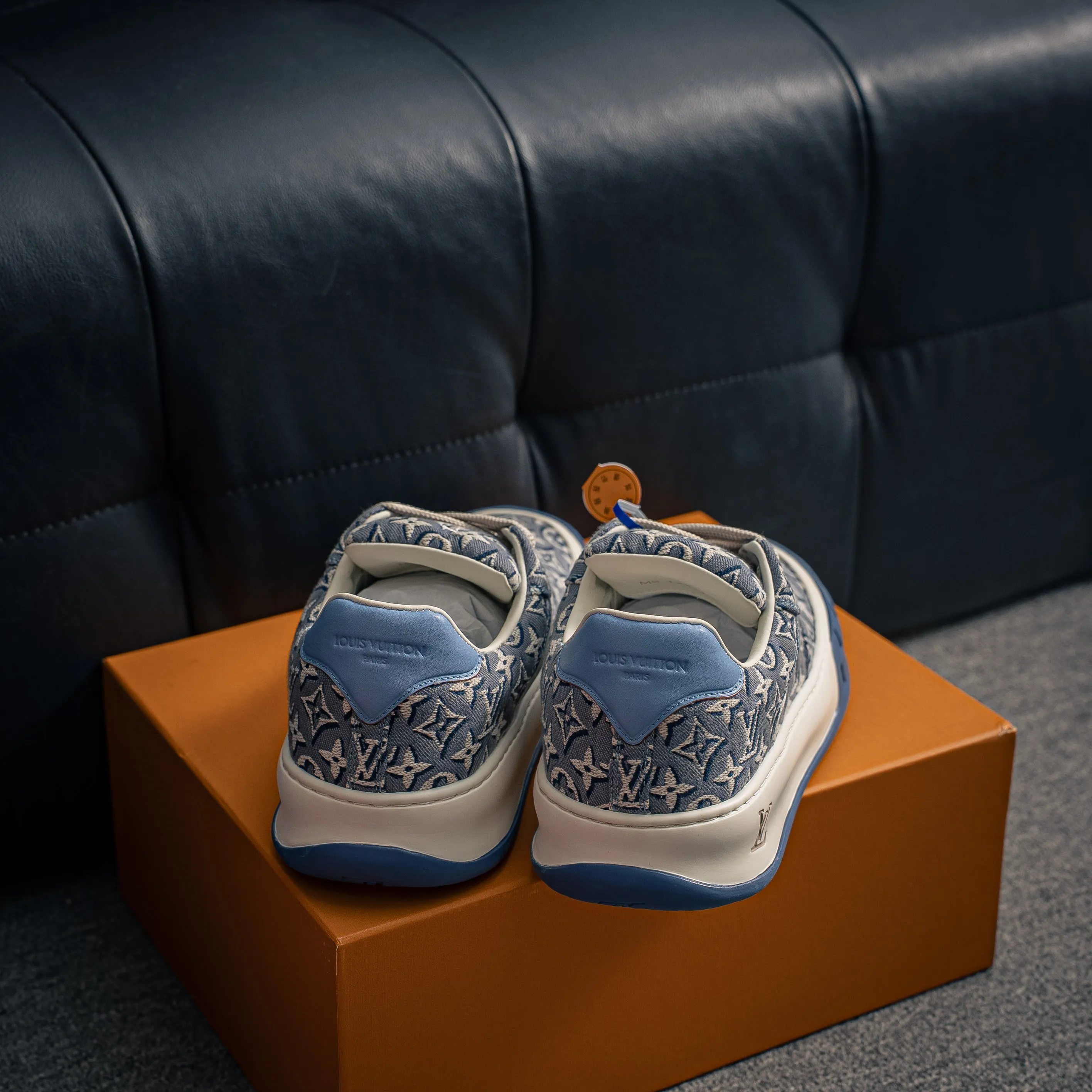 # LV tilted ， Shoes，Sneakers， Shoes，Skate Shoes~~ Sneakers， LV Shoes ， Cushioning TPU Vuitton ，
